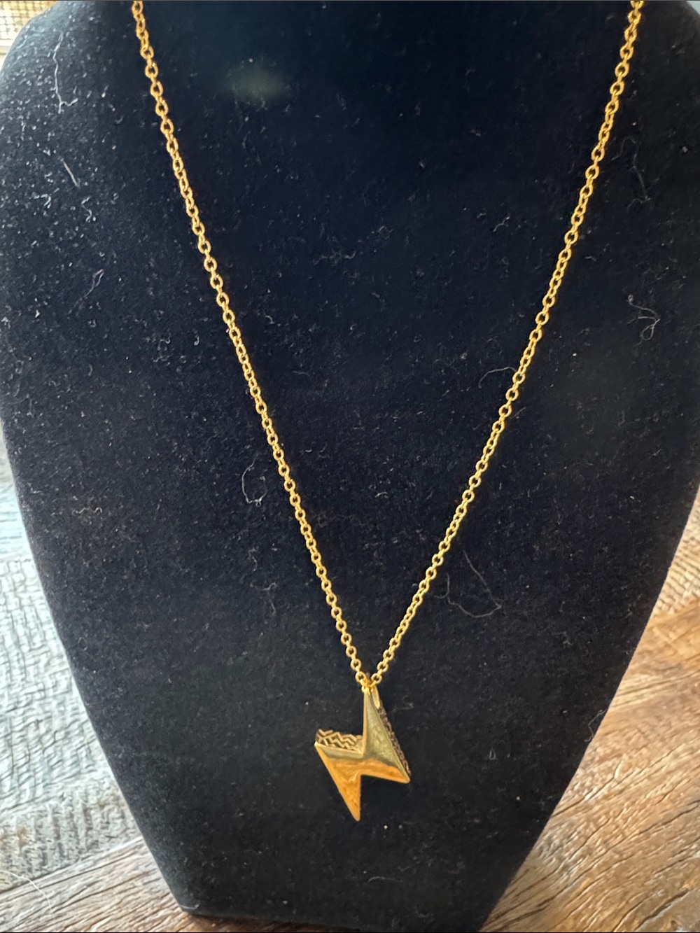 Gold lightning bolt Pendant Necklace - Women Jewelry
